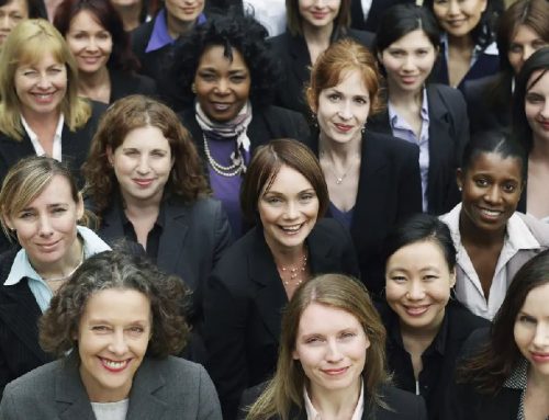 Algoritmi che odiano le donne: ultimo caso, annunci di lavoro su Facebook
